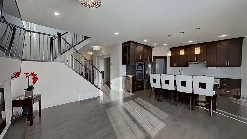 78 Cranarch View SE Calgary AB T3M2J3