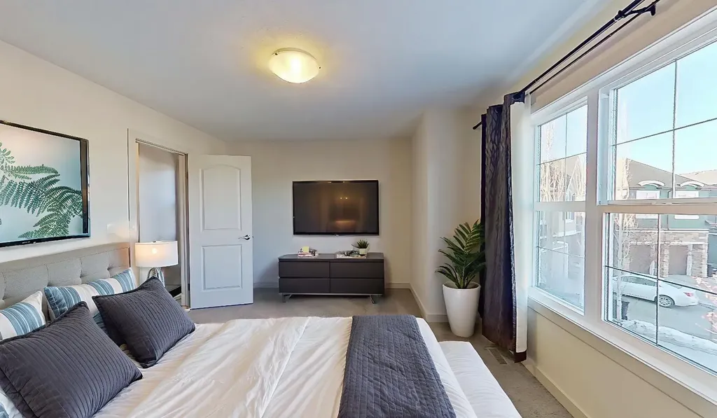 78 Cranarch View SE Calgary AB T3M2J3