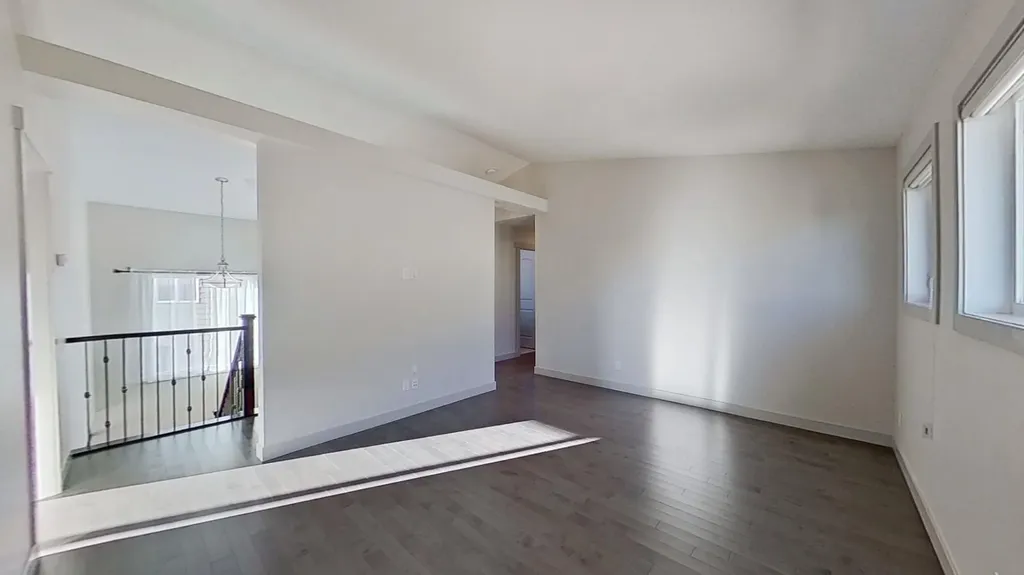 78 Cranarch View SE Calgary AB T3M2J3