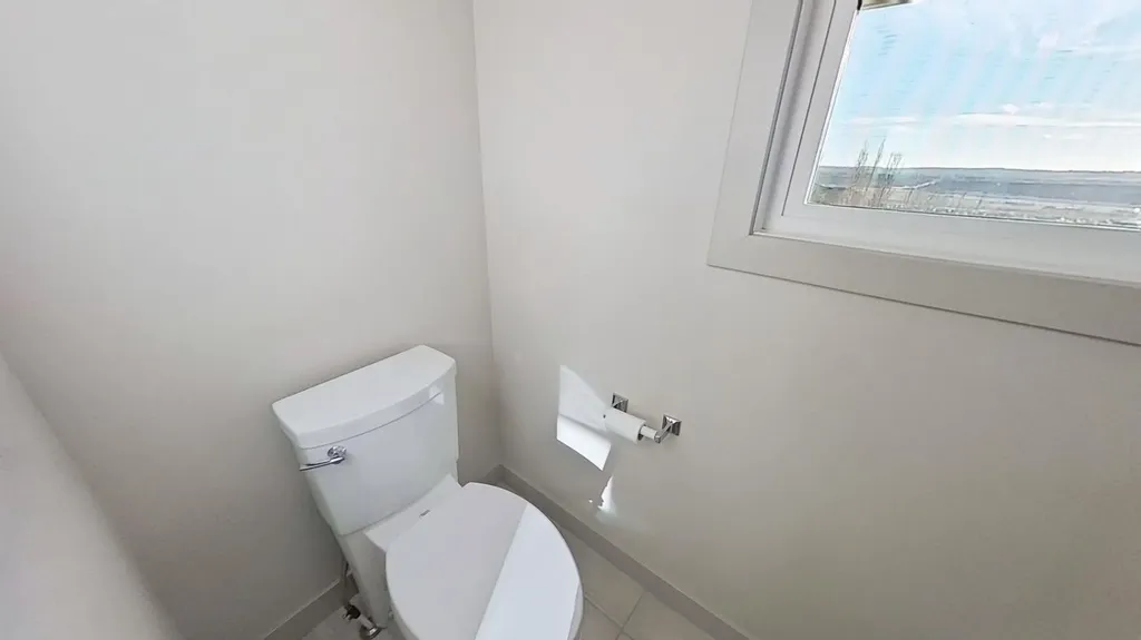 78 Cranarch View SE Calgary AB T3M2J3