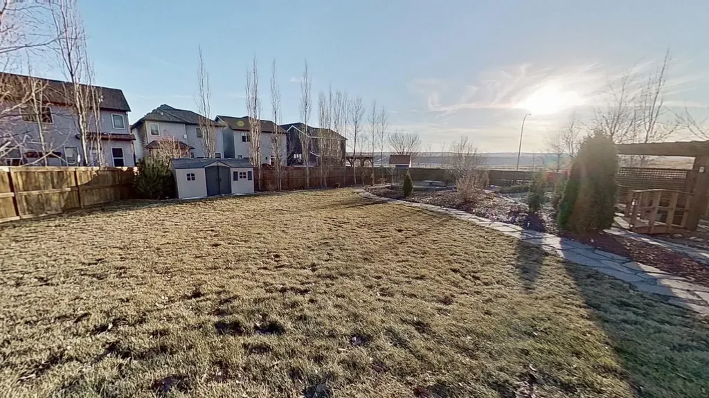 78 Cranarch View SE Calgary AB T3M2J3