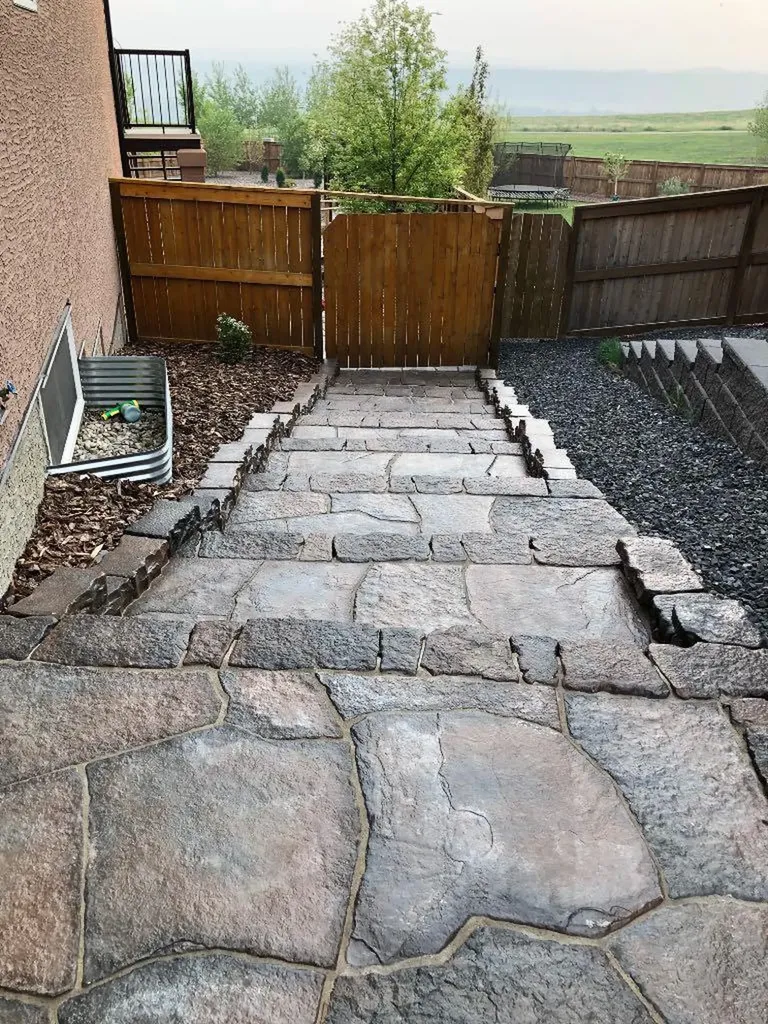 78 Cranarch View SE Calgary AB T3M2J3
