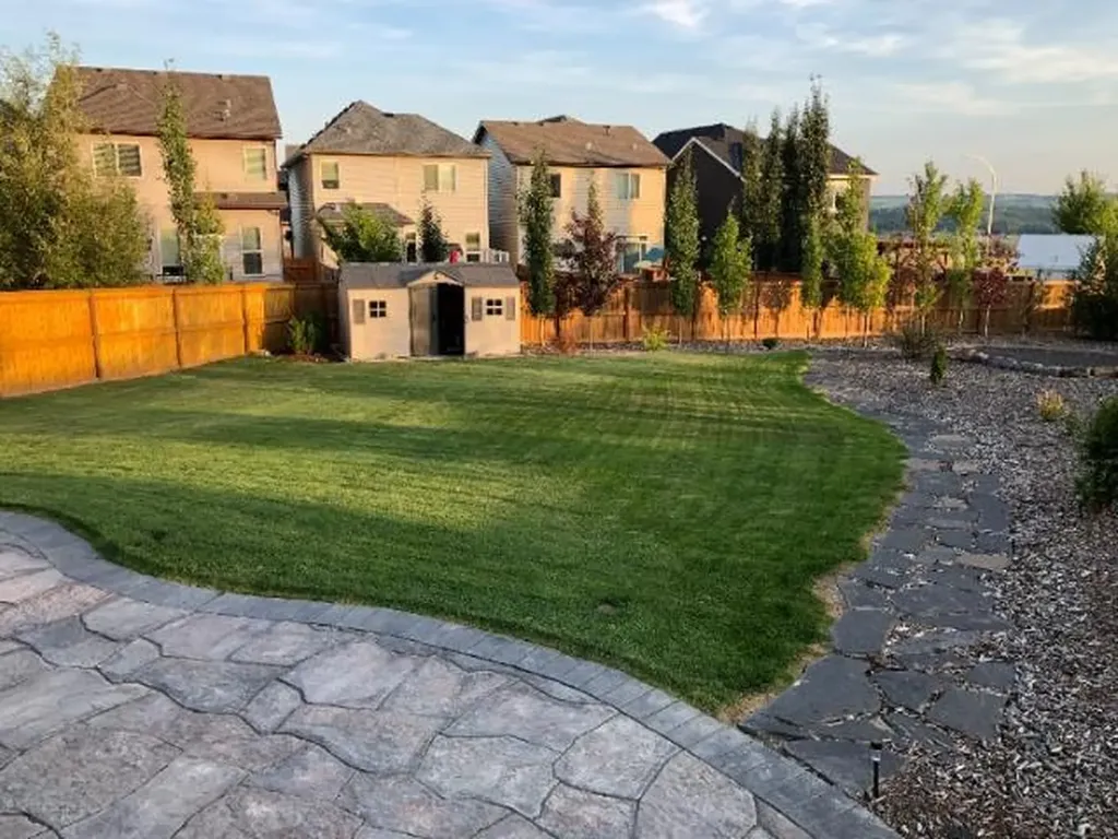 78 Cranarch View SE Calgary AB T3M2J3
