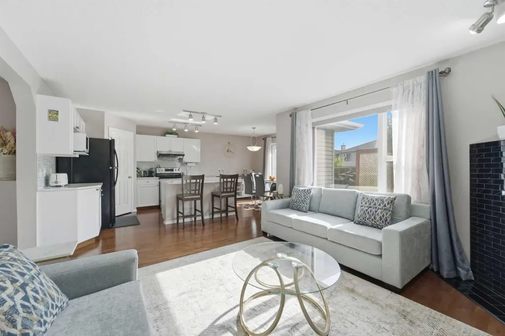 235 Citadel Meadow Bay NW Calgary AB T3G4Z4