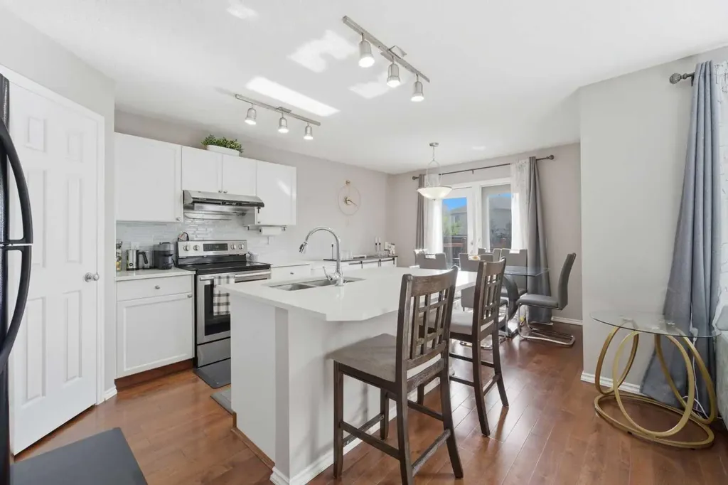 235 Citadel Meadow Bay NW Calgary AB T3G4Z4