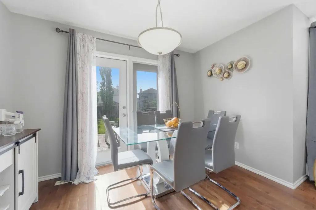 235 Citadel Meadow Bay NW Calgary AB T3G4Z4
