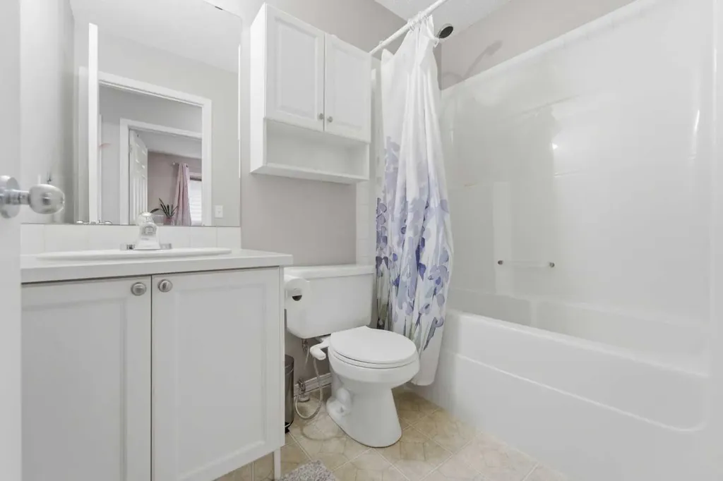 235 Citadel Meadow Bay NW Calgary AB T3G4Z4