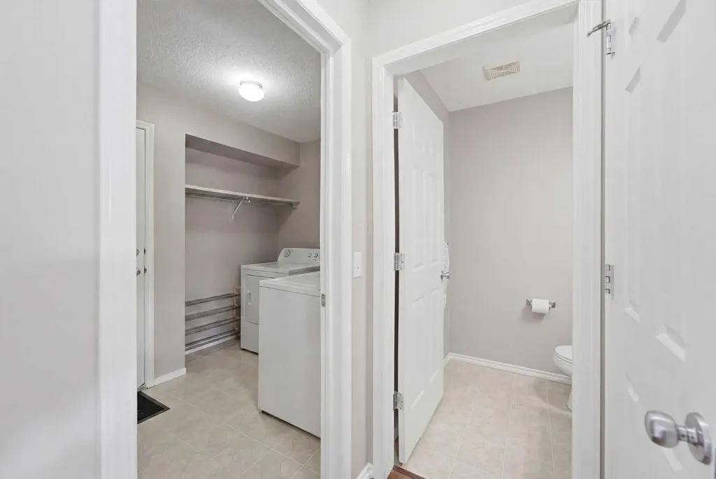 235 Citadel Meadow Bay NW Calgary AB T3G4Z4
