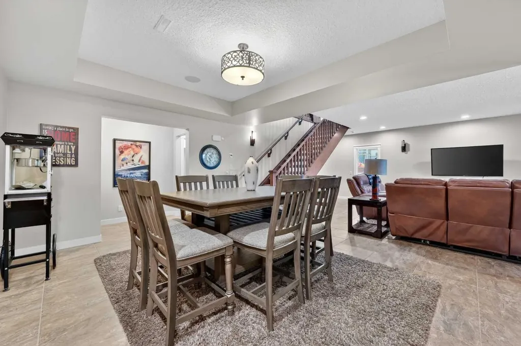 38 Whispering Springs Way Heritage Pointe AB T1S 4K4