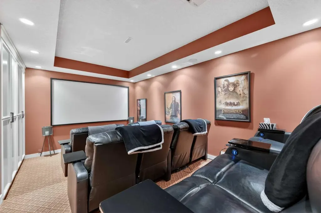 38 Whispering Springs Way Heritage Pointe AB T1S 4K4