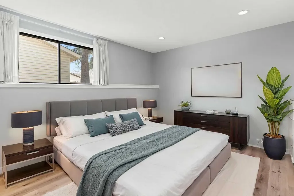 5811 Templehill Road NE Calgary AB T1Y 4C1