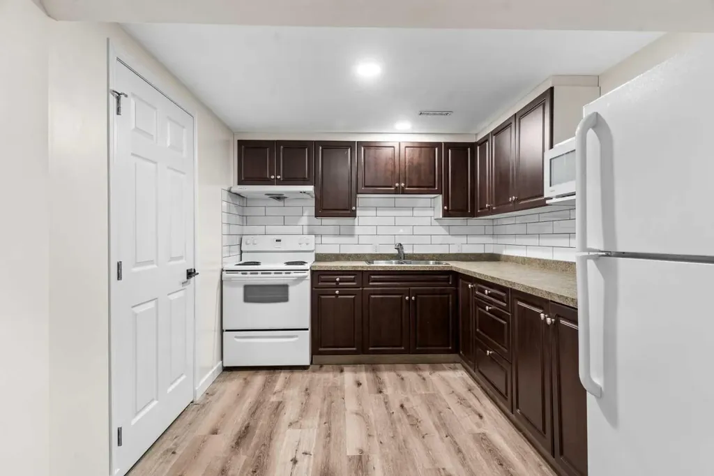 5811 Templehill Road NE Calgary AB T1Y 4C1