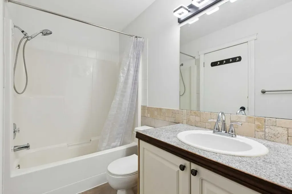 902 Harvest Hills Drive NE Calgary AB T3K 4L3
