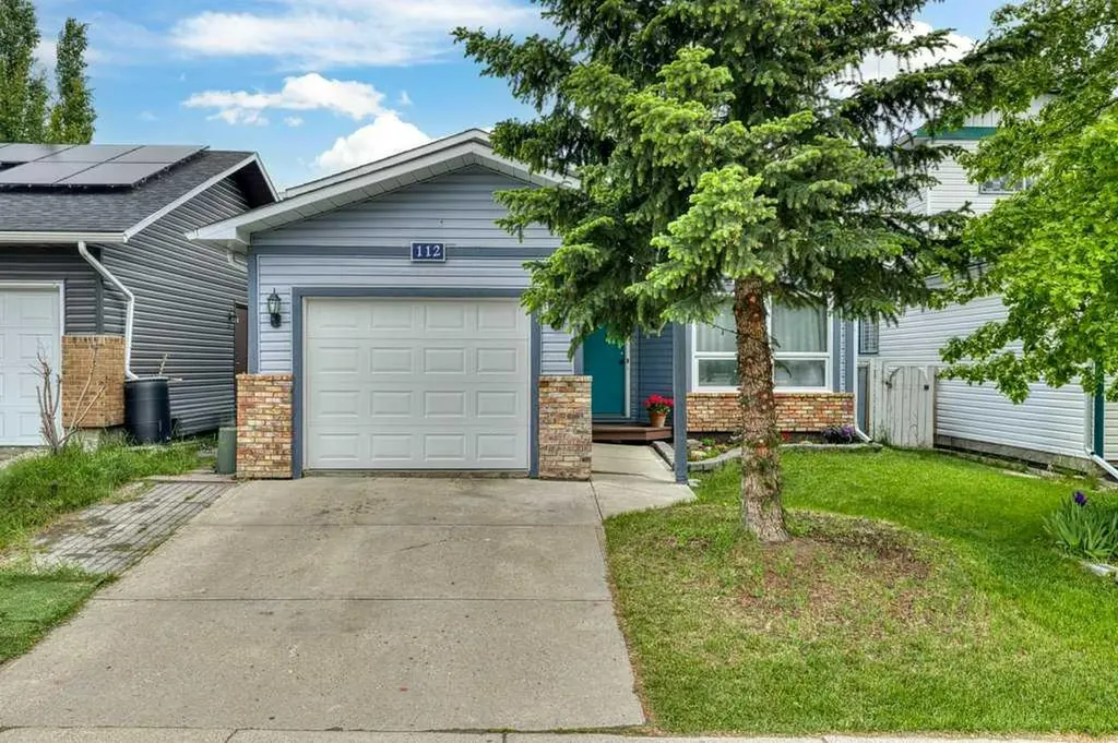 112 Cedargrove Way SW Calgary AB T2W 4V2
