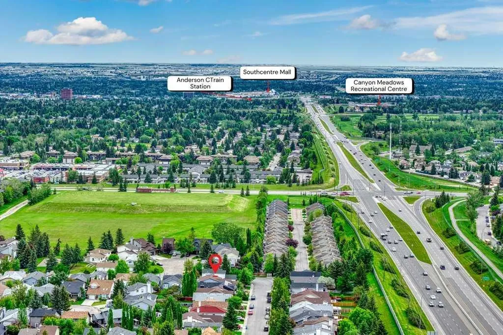 112 Cedargrove Way SW Calgary AB T2W 4V2