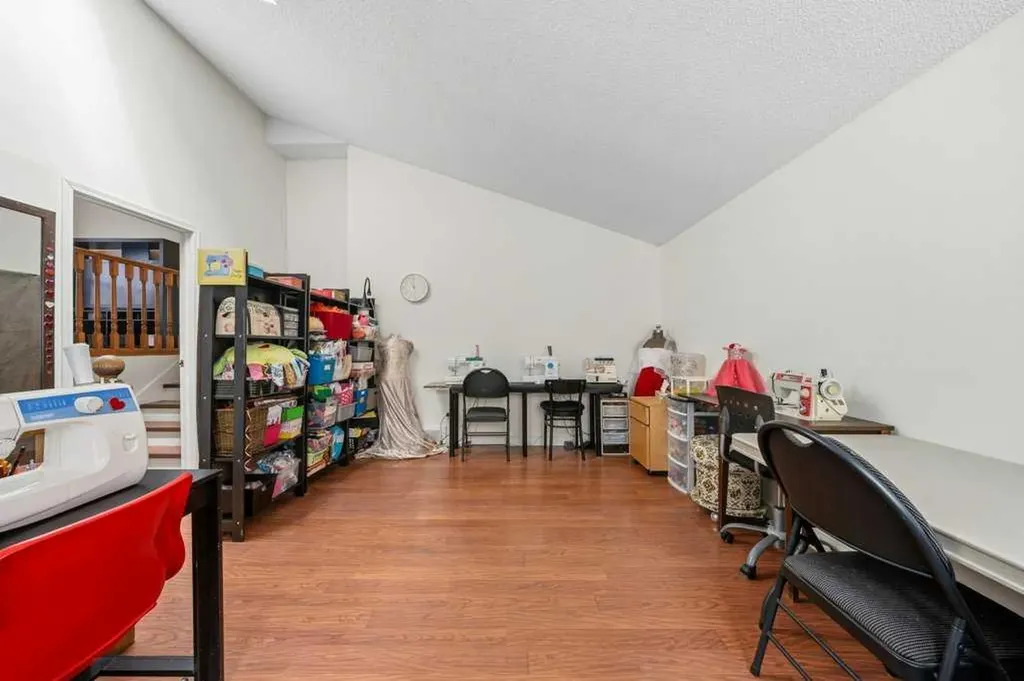 112 Cedargrove Way SW Calgary AB T2W 4V2