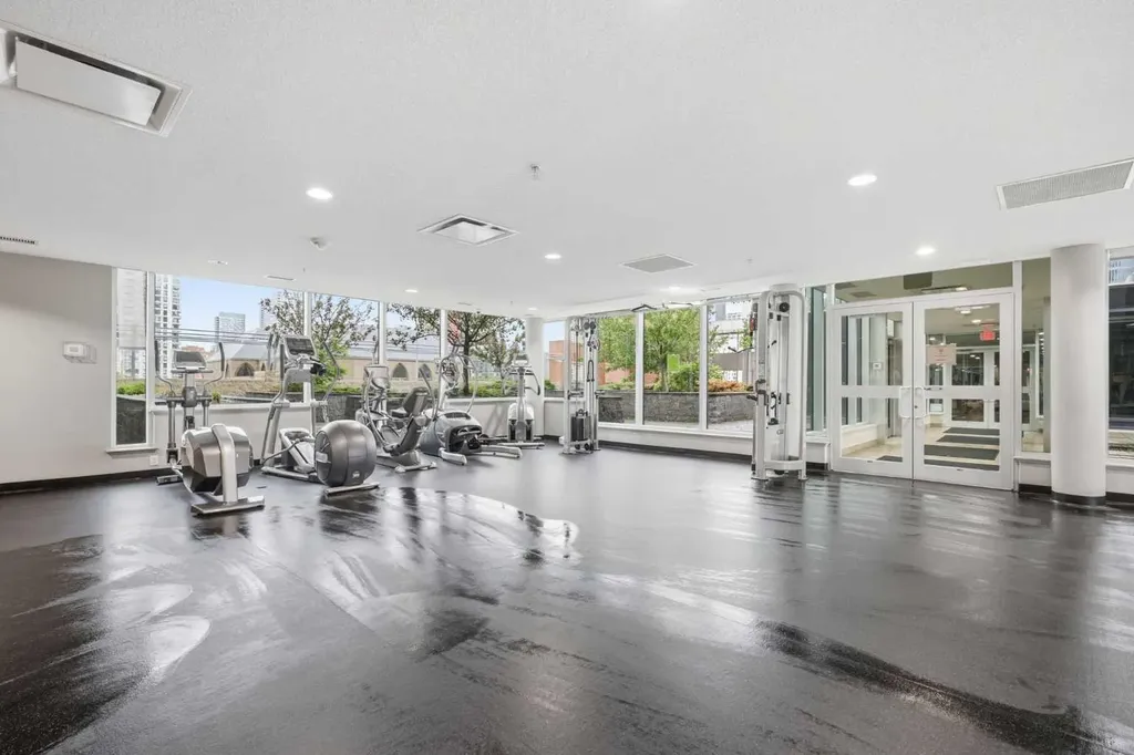 211 13 Avenue SE Calgary AB T2G 1E1