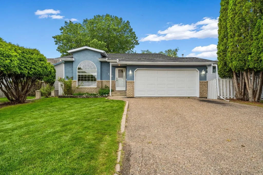 806 7 Street SE Redcliff AB T0J 2P0