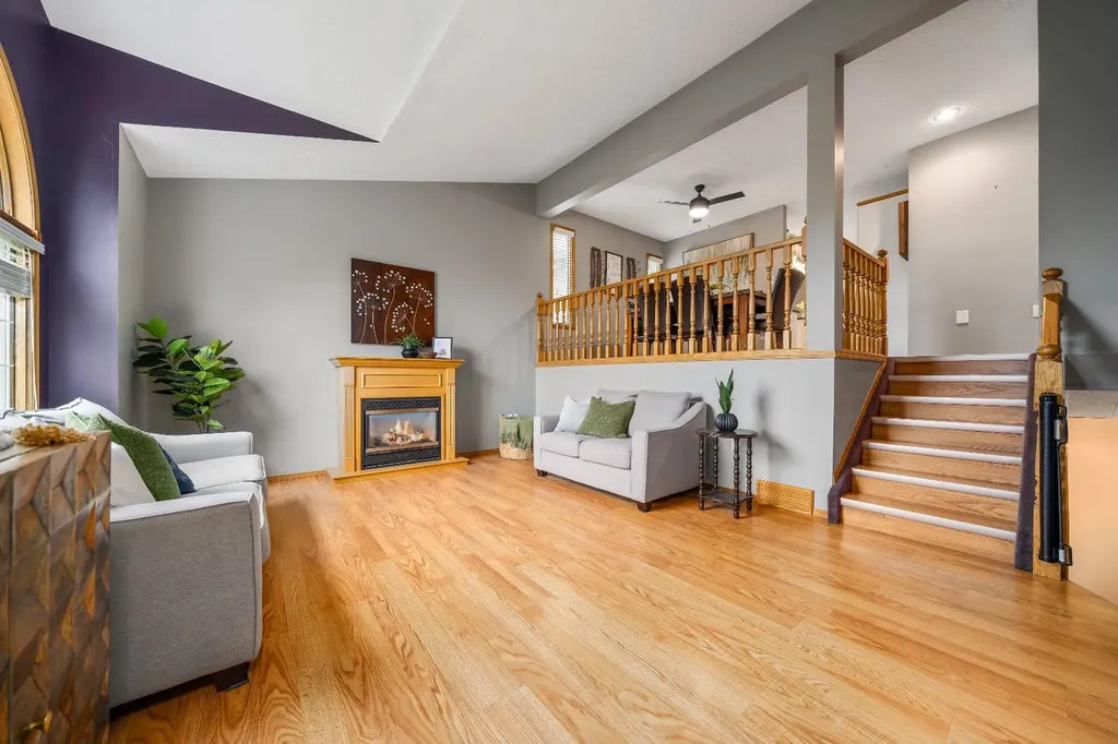 806 7 Street SE Redcliff AB T0J 2P0