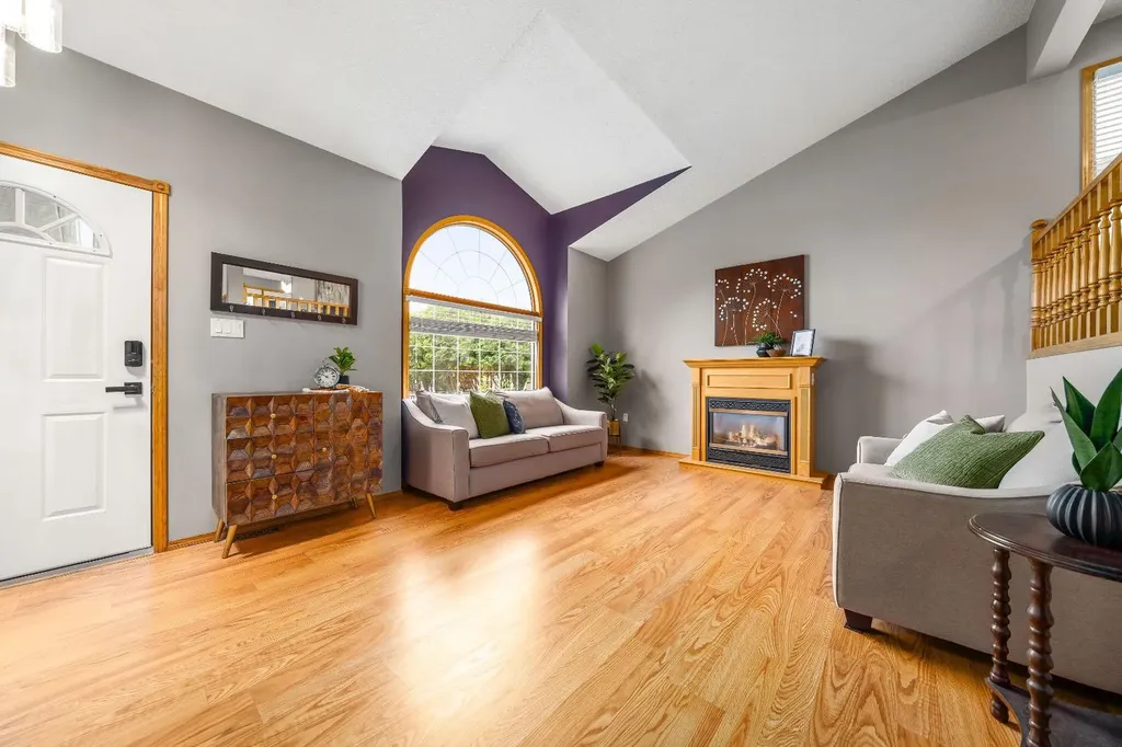 806 7 Street SE Redcliff AB T0J 2P0