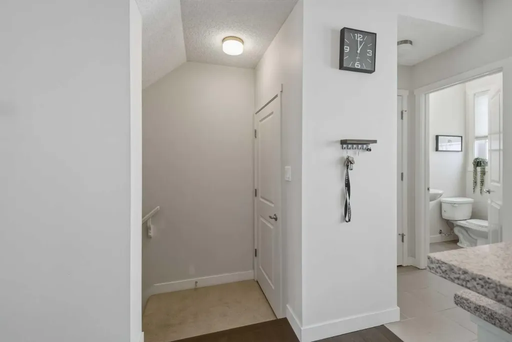 214 Nolanfield Villas NW Calgary AB T3R 0T9