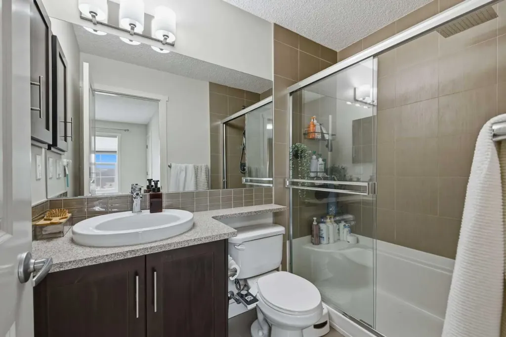 214 Nolanfield Villas NW Calgary AB T3R 0T9