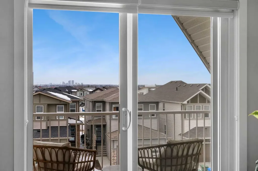 34 Belvedere Green SE Calgary AB T2A 7M5