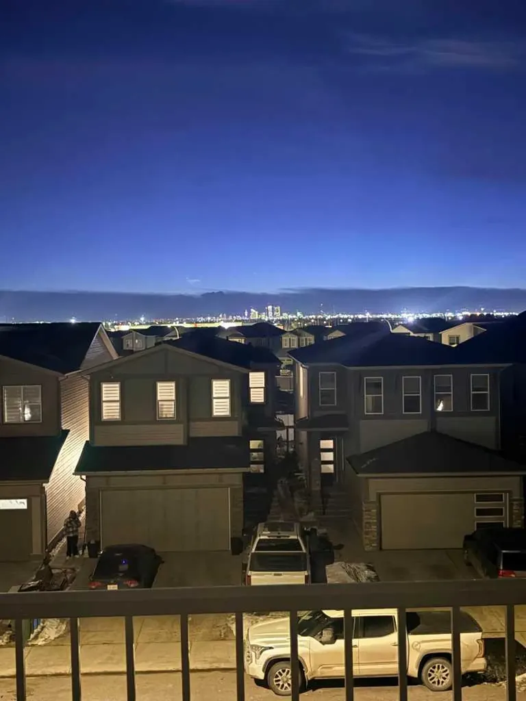 34 Belvedere Green SE Calgary AB T2A 7M5