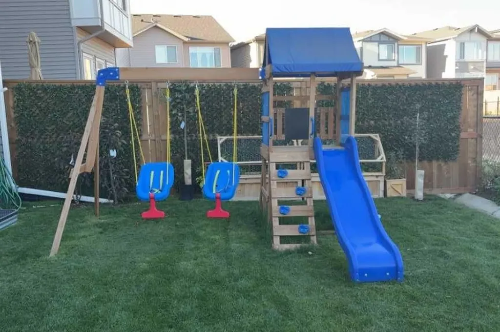 34 Belvedere Green SE Calgary AB T2A 7M5