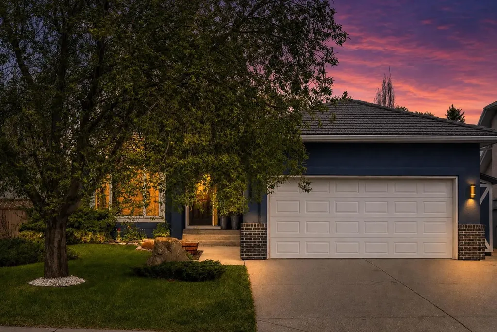 260 Westchester Way Chestermere AB T1X 1E2