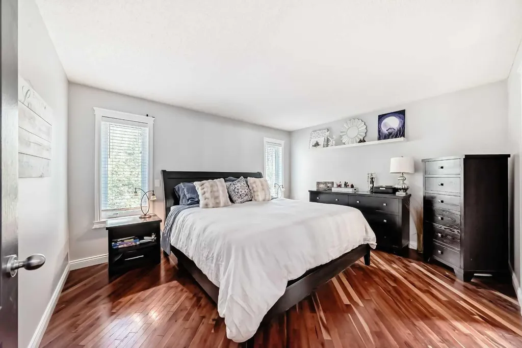 260 Westchester Way Chestermere AB T1X 1E2