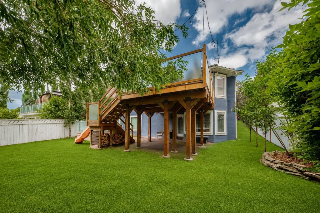 260 Westchester Way Chestermere AB T1X 1E2