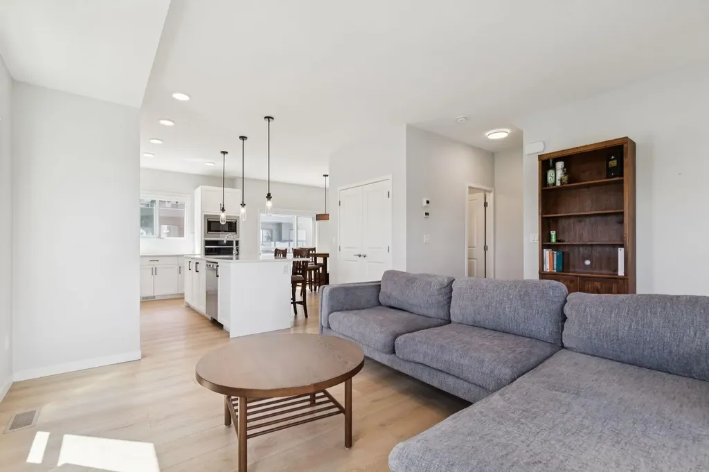 20295 Seton Way SE Calgary AB T3M 3X3