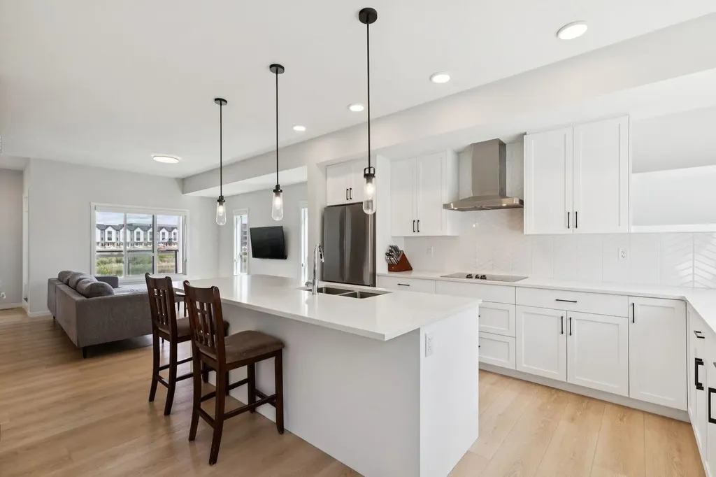 20295 Seton Way SE Calgary AB T3M 3X3