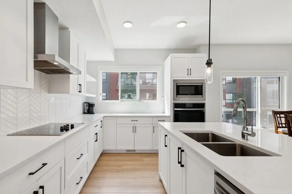 20295 Seton Way SE Calgary AB T3M 3X3