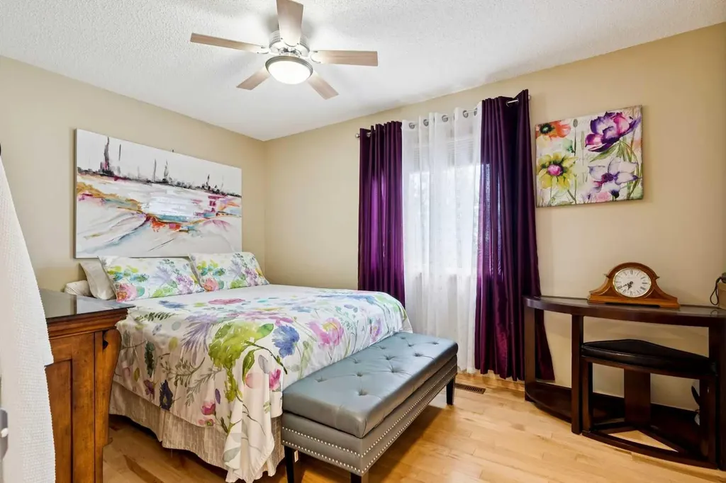 202 Crystal Green Place Okotoks AB T1S 2N4