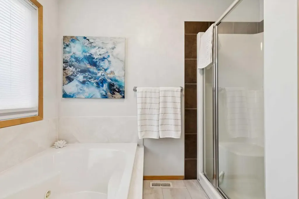 202 Crystal Green Place Okotoks AB T1S 2N4