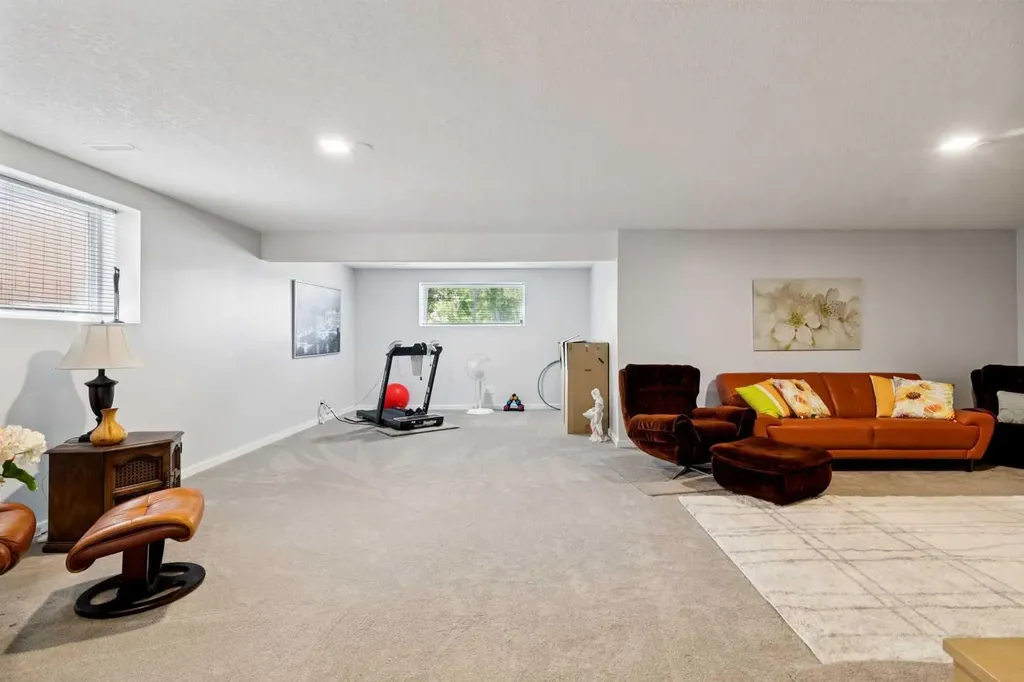 202 Crystal Green Place Okotoks AB T1S 2N4