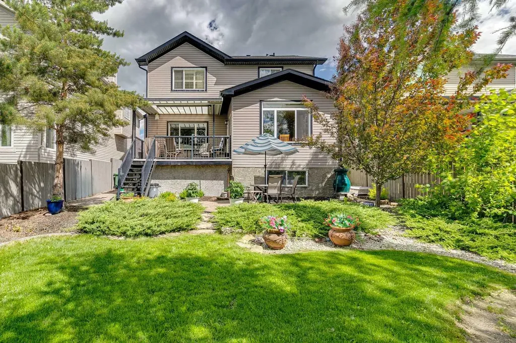 202 Crystal Green Place Okotoks AB T1S 2N4