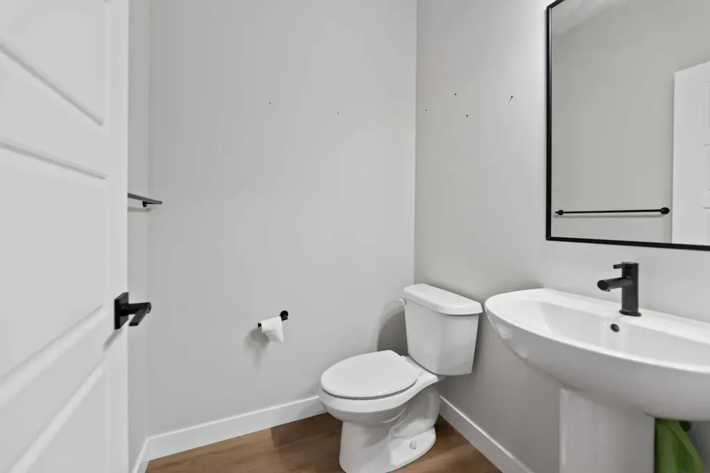 149 Corner Ridge Mews NE Calgary AB T3J 1X5