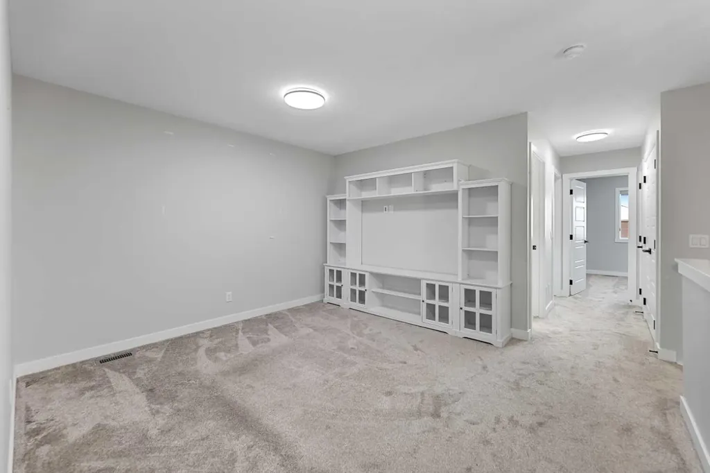 149 Corner Ridge Mews NE Calgary AB T3J 1X5