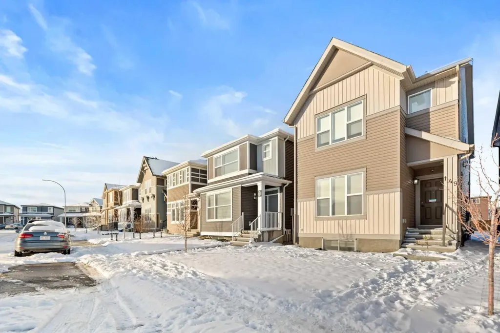 149 Corner Ridge Mews NE Calgary AB T3J 1X5