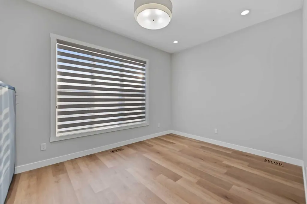149 Corner Ridge Mews NE Calgary AB T3J 1X5
