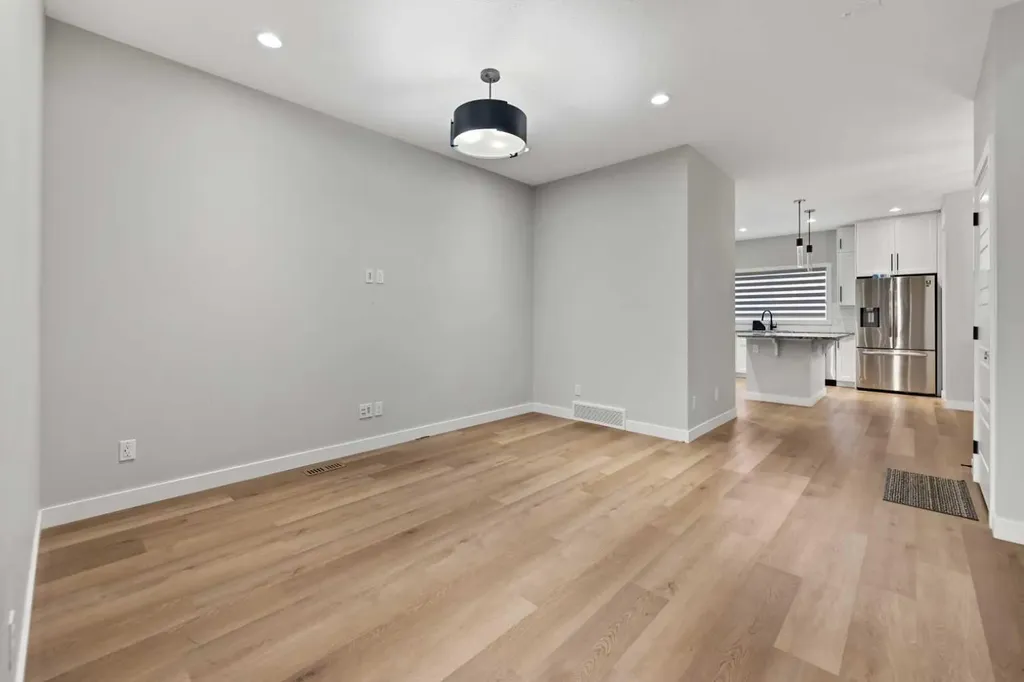 149 Corner Ridge Mews NE Calgary AB T3J 1X5