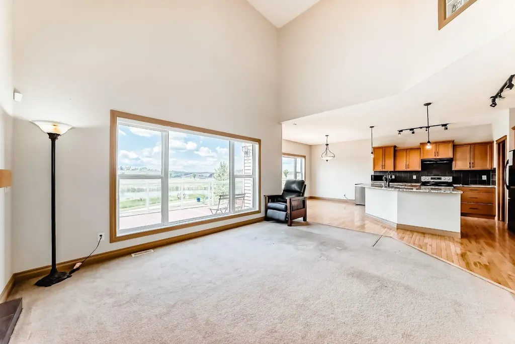 224 Springmere Road Chestermere AB T1X 1R3