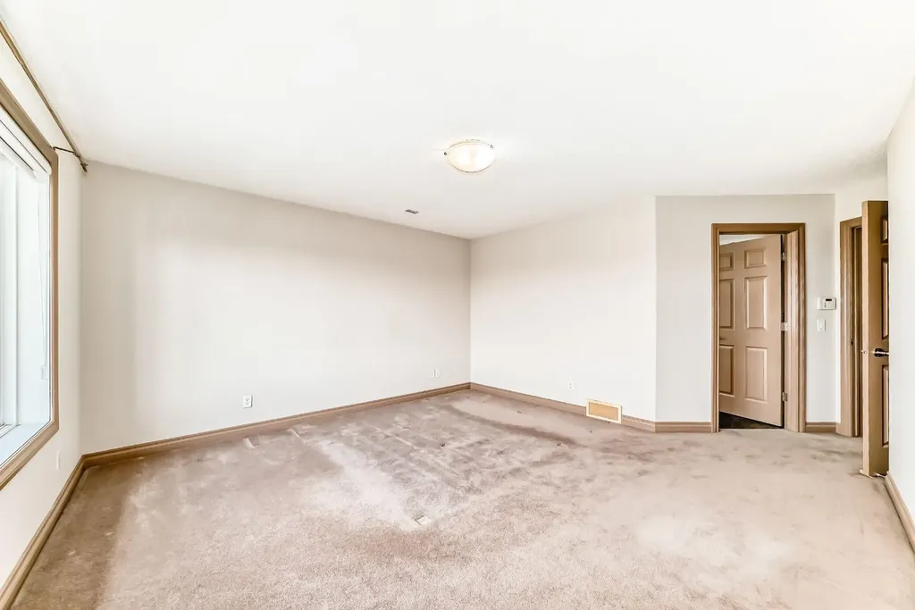 224 Springmere Road Chestermere AB T1X 1R3