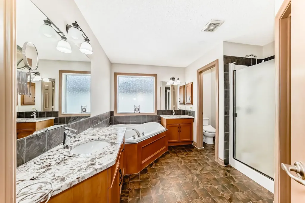 224 Springmere Road Chestermere AB T1X 1R3