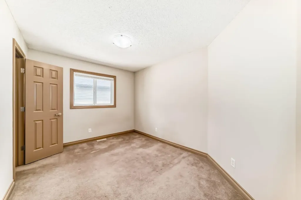 224 Springmere Road Chestermere AB T1X 1R3