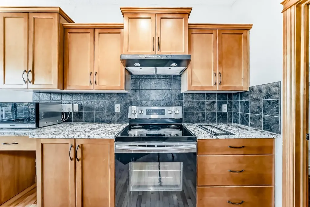224 Springmere Road Chestermere AB T1X 1R3