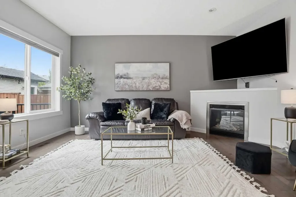 143 Elgin Meadows Way SE Calgary AB T2Z 0S2